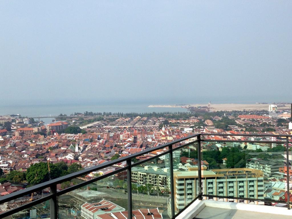 Relax & Chill At Malacca River Екстериор снимка