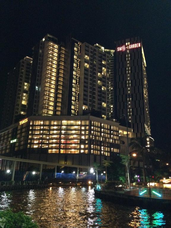 Relax & Chill At Malacca River Екстериор снимка